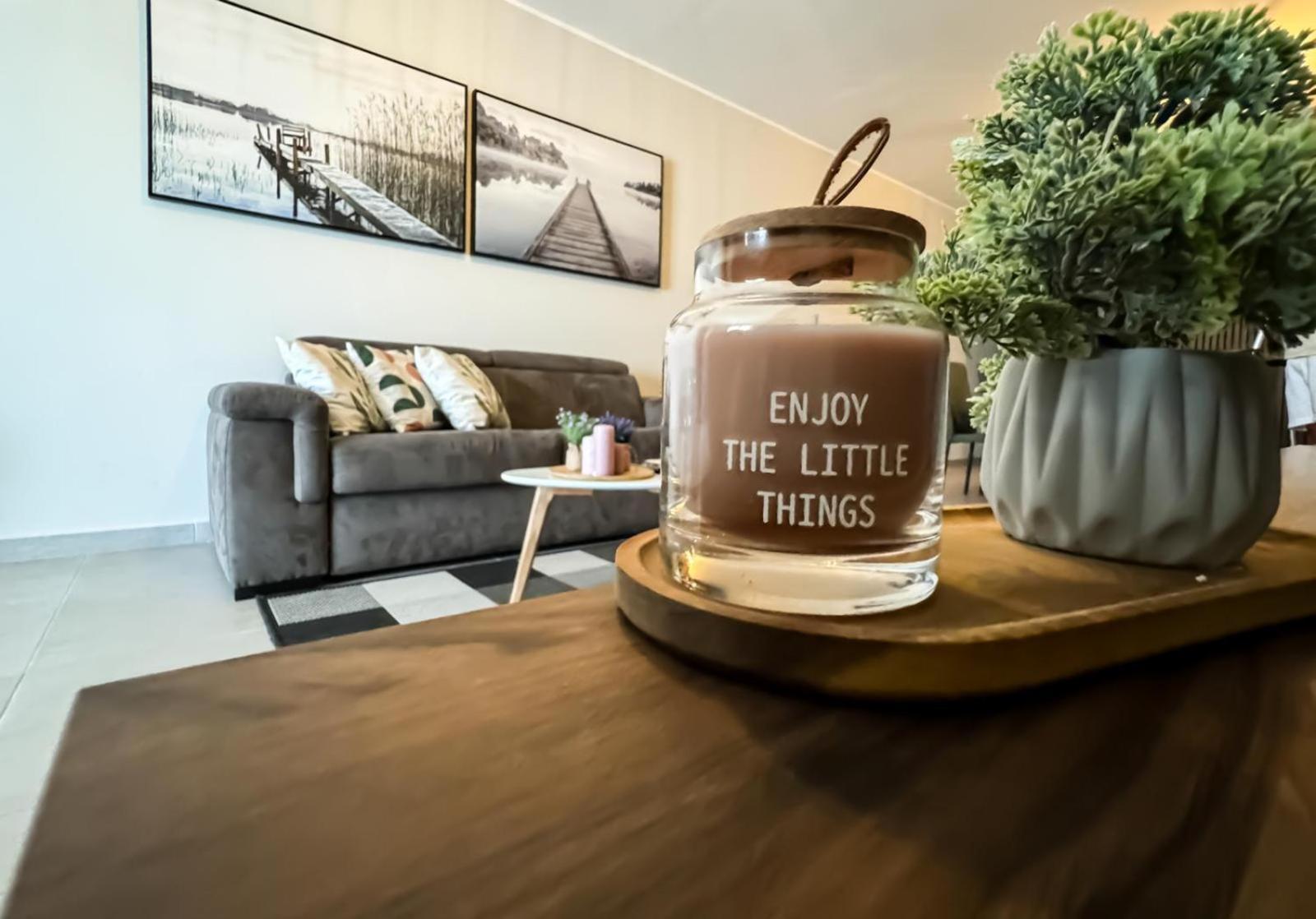 Centrally Located, Well Equipped, Stylish Flat. Apartment