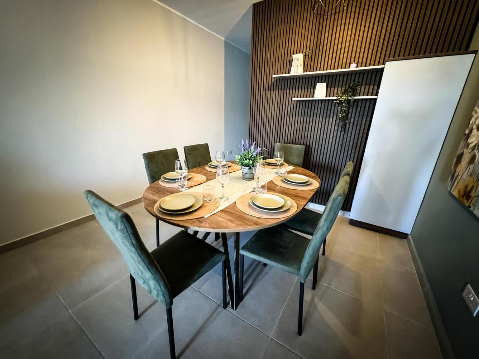 Centrally Located, Well Equipped, Stylish Flat. Apartment St. Paul's Bay